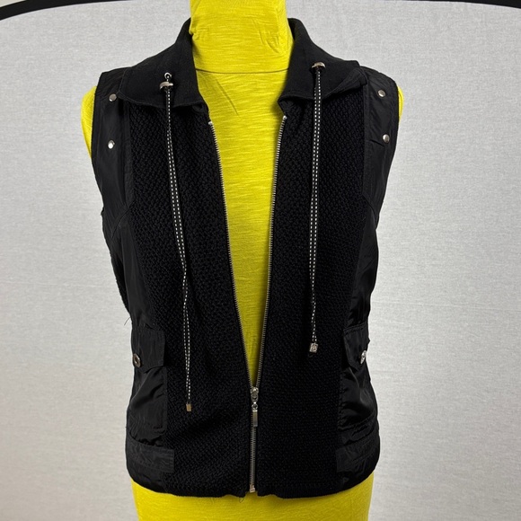 Skovhuus Jackets & Blazers - Skovhuus Black knit zippered vest with silver hardware- like size M-